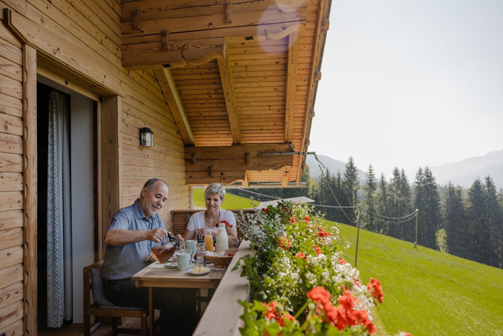 Bio-Bergbauernhof Weger Apartment เดลลัค ภายนอก รูปภาพ
