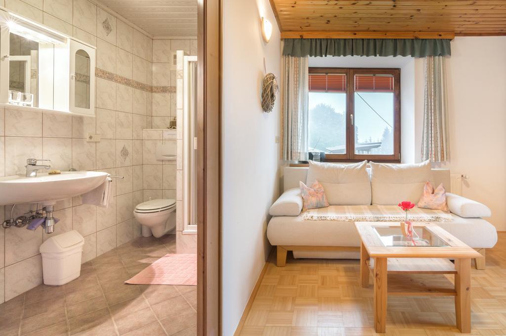Bio-Bergbauernhof Weger Apartment เดลลัค ภายนอก รูปภาพ