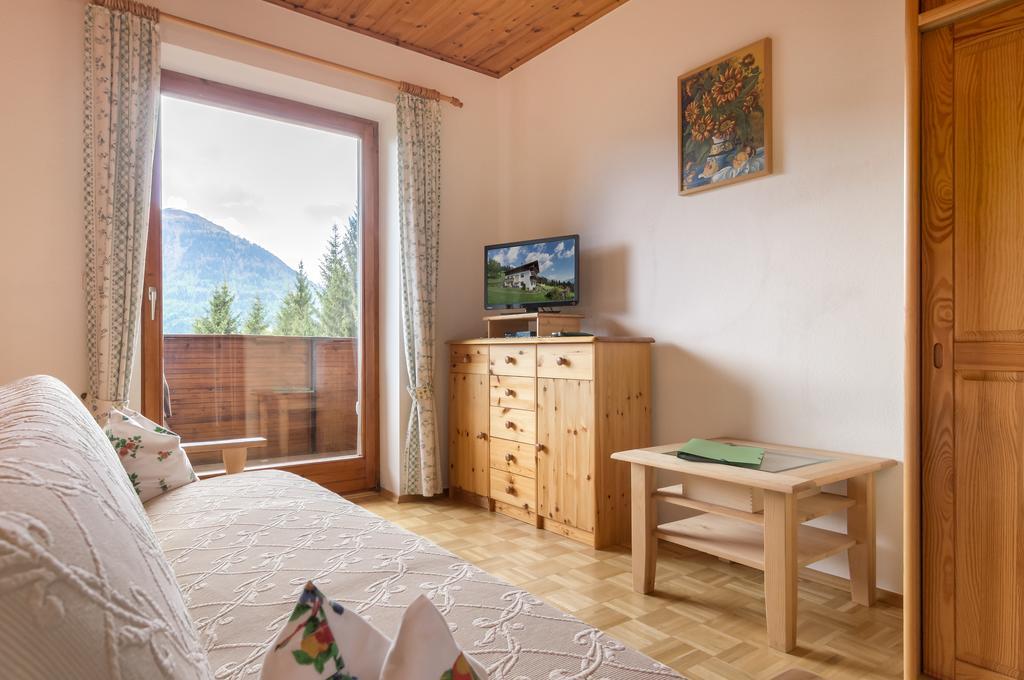 Bio-Bergbauernhof Weger Apartment เดลลัค ภายนอก รูปภาพ