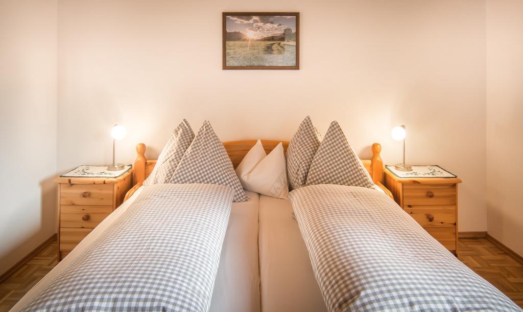 Bio-Bergbauernhof Weger Apartment เดลลัค ภายนอก รูปภาพ